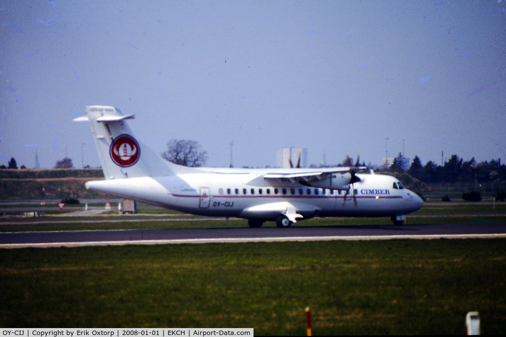 OY-CIJ, 1996 ATR 42-500 C/N 497, OY-CIJ in CPH APR99