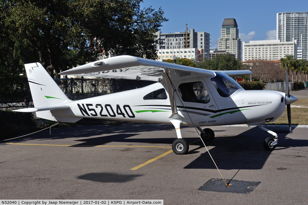 N52040, Cessna 162 Skycatcher C/N 16200019, plane