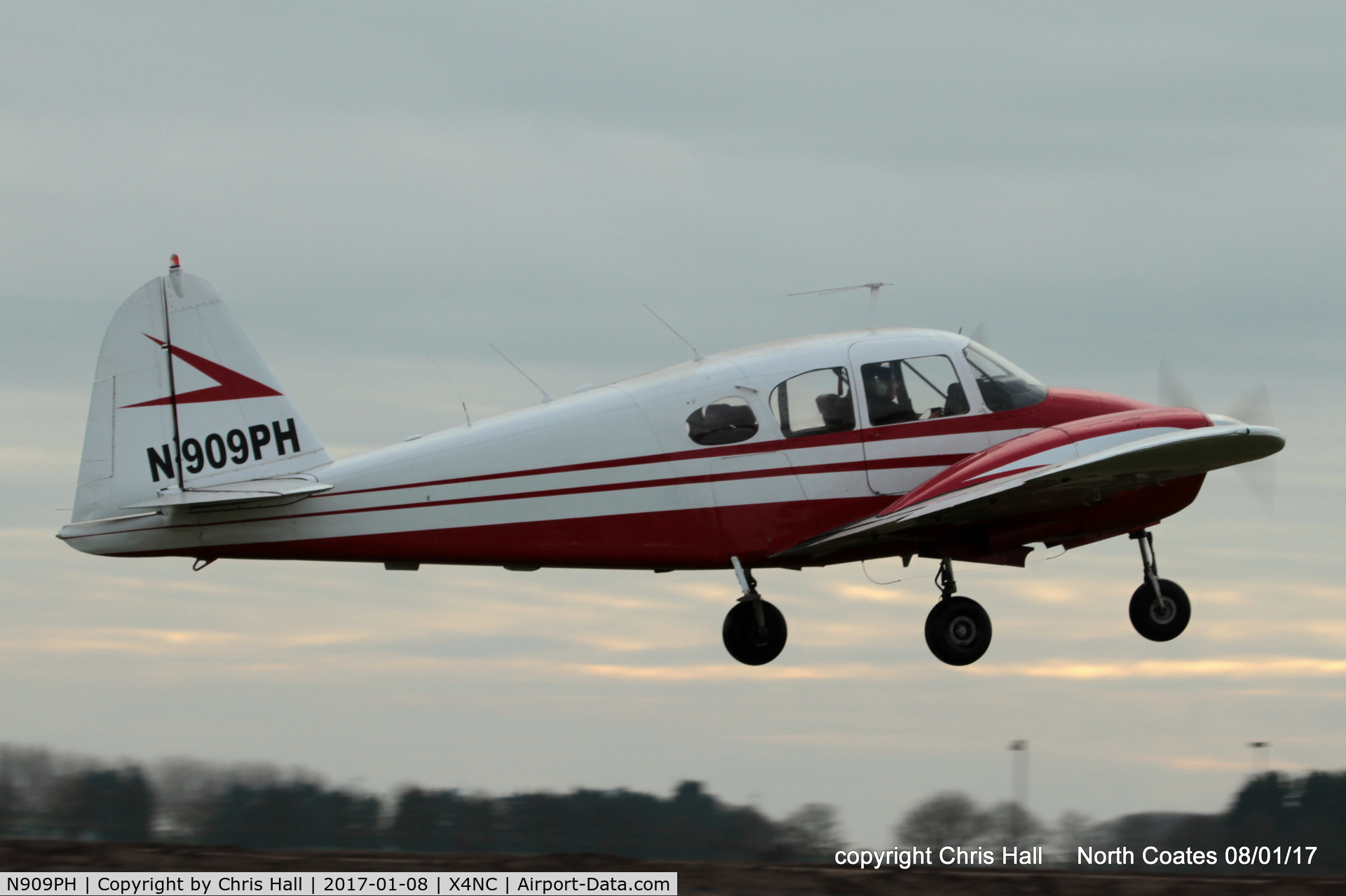 N909PH, Piper PA-23-160 Apache C/N 23-1800, at the Brass Monkey fly in, North Coates