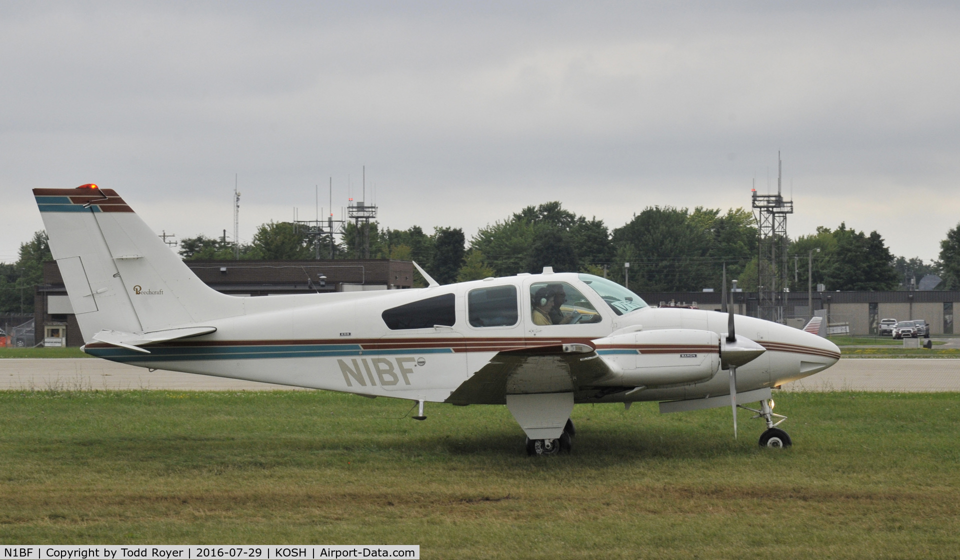 N1BF, 1973 Beech E-55 Baron C/N TE-961, Airventure 2016