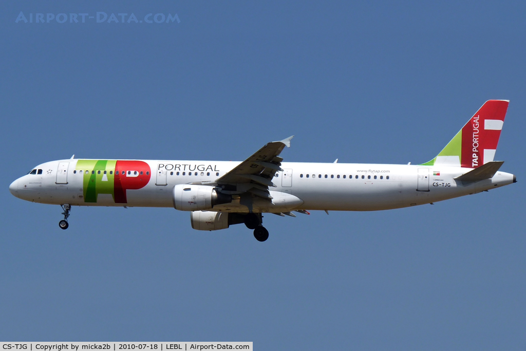 CS-TJG, 2002 Airbus A321-211 C/N 1713, Landing
