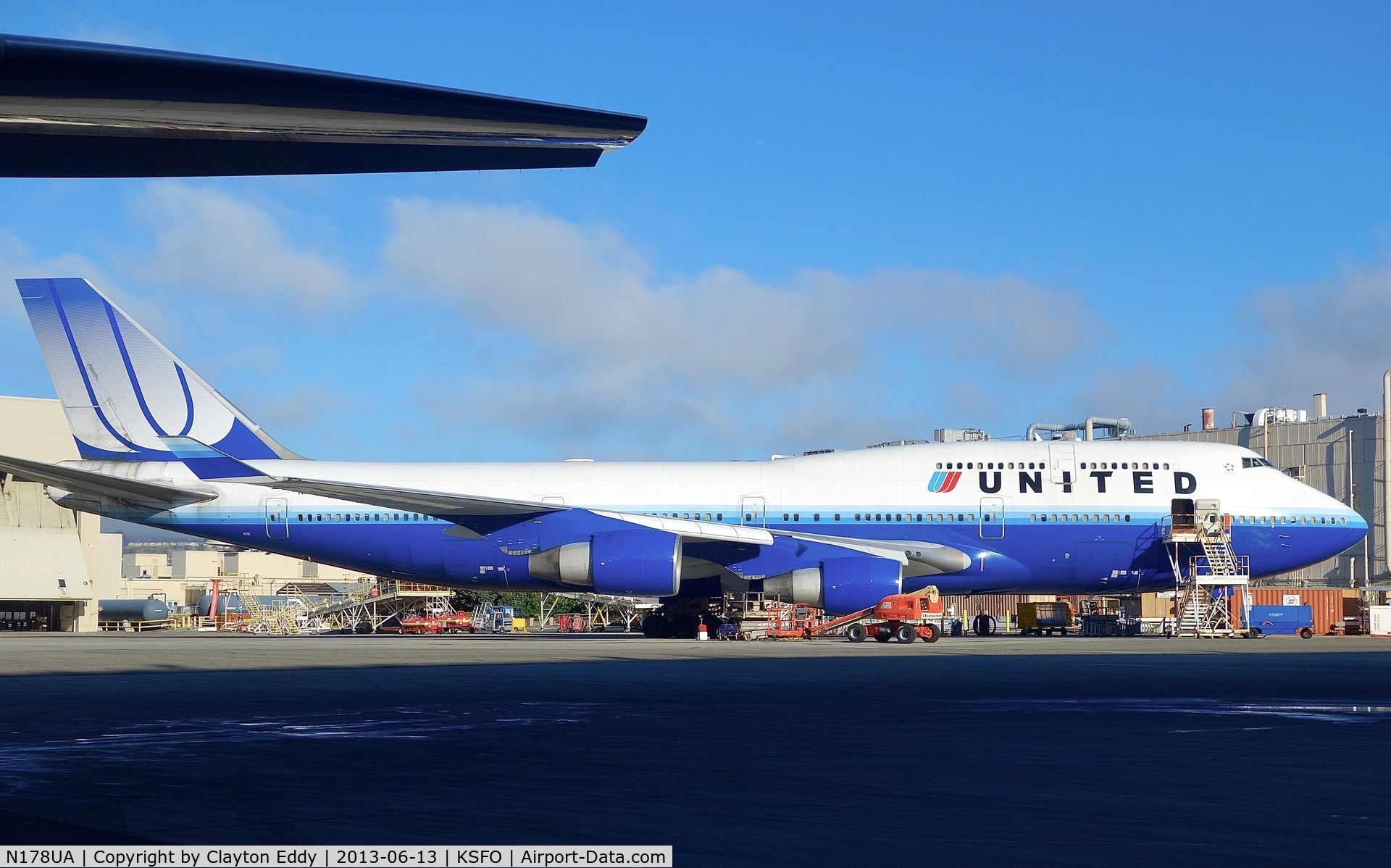 N178UA, 1990 Boeing 747-422 C/N 24385, SFO 2013