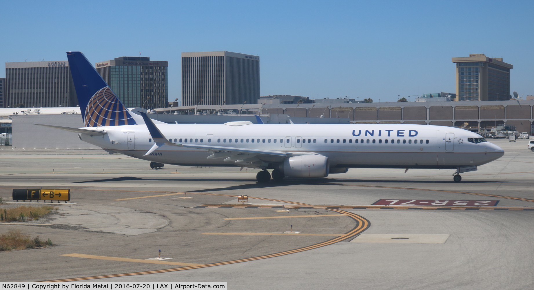 N62849, 2015 Boeing 737-924/ER C/N 42204, United