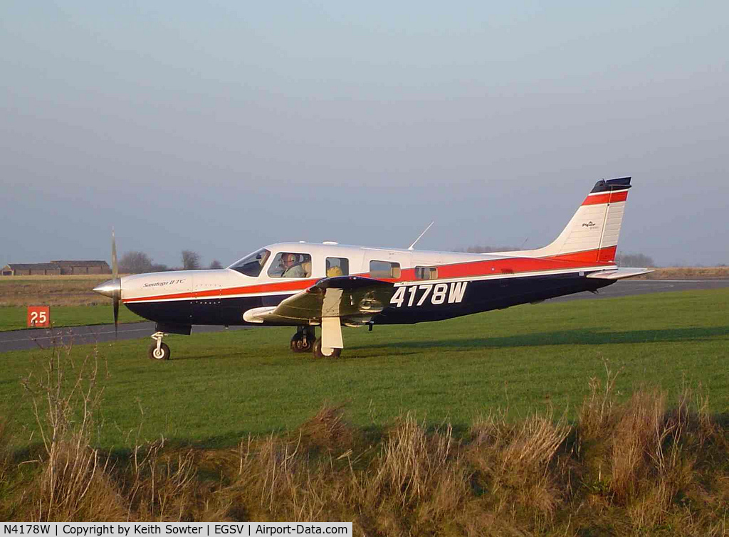 N4178W, 2000 Piper PA-32R-301T Turbo Saratoga C/N 3257178, Old Buckenham Airfield