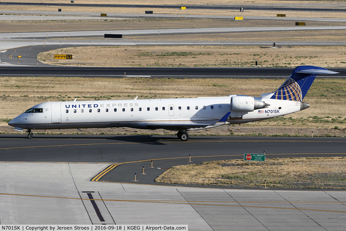 N701SK, 2004 Bombardier CRJ-700 (CL-600-2C10) Regional Jet C/N 10133, Spokane