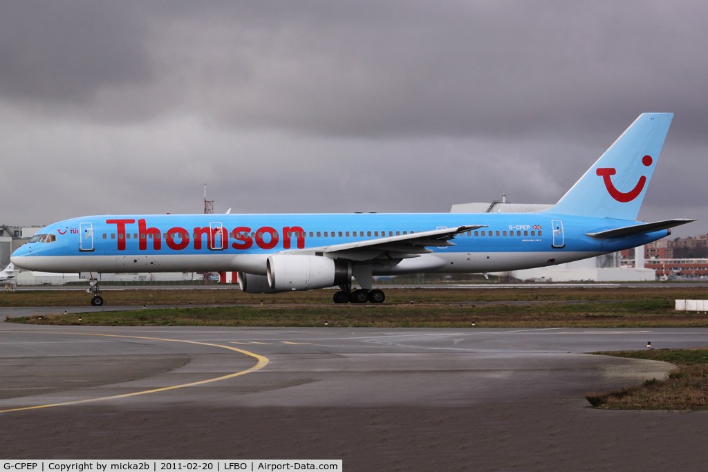 G-CPEP, 1991 Boeing 757-2Y0 C/N 25268, Taxiing