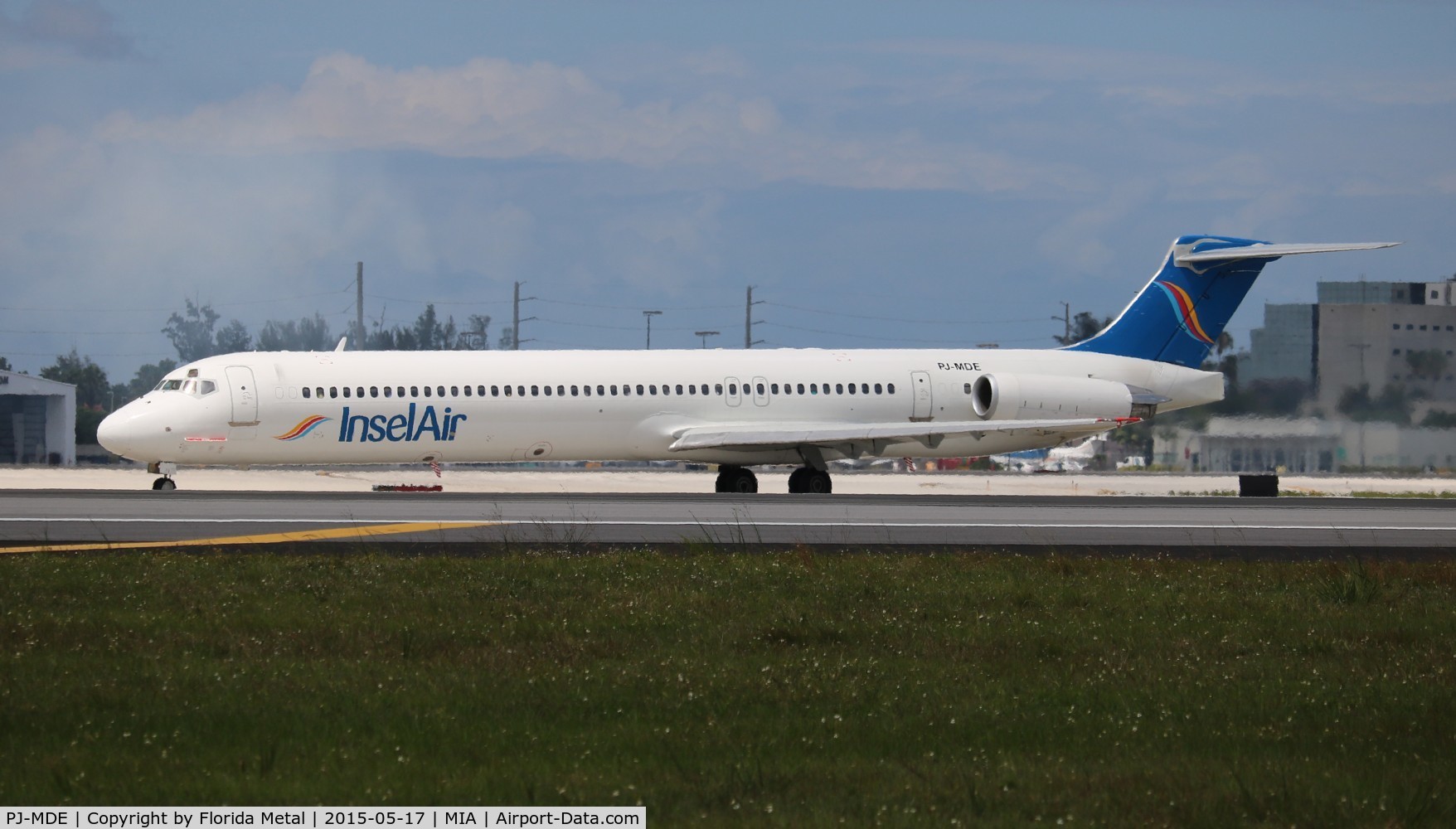 PJ-MDE, 1990 McDonnell Douglas MD-82 (DC-9-82) C/N 49971, Insel Air