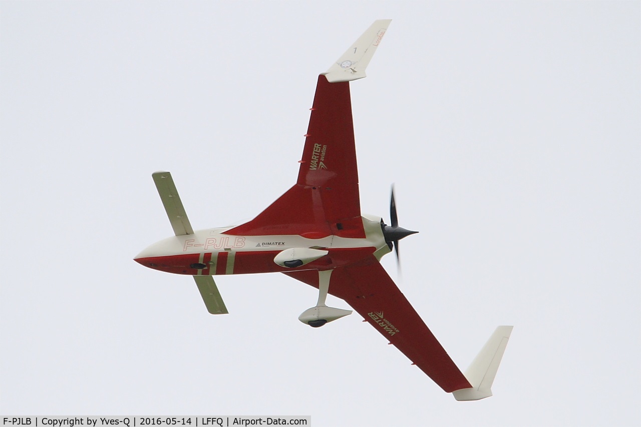 F-PJLB, Rutan Long-EZ C/N 1344, Rutan Long-EZ, Reva aerobatic team, On display, La Ferté-Alais (LFFQ) air show 2016