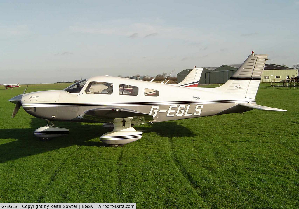 G-EGLS, 2000 Piper PA-28-181 Cherokee Archer III C/N 28-43348, Visiting aircraft