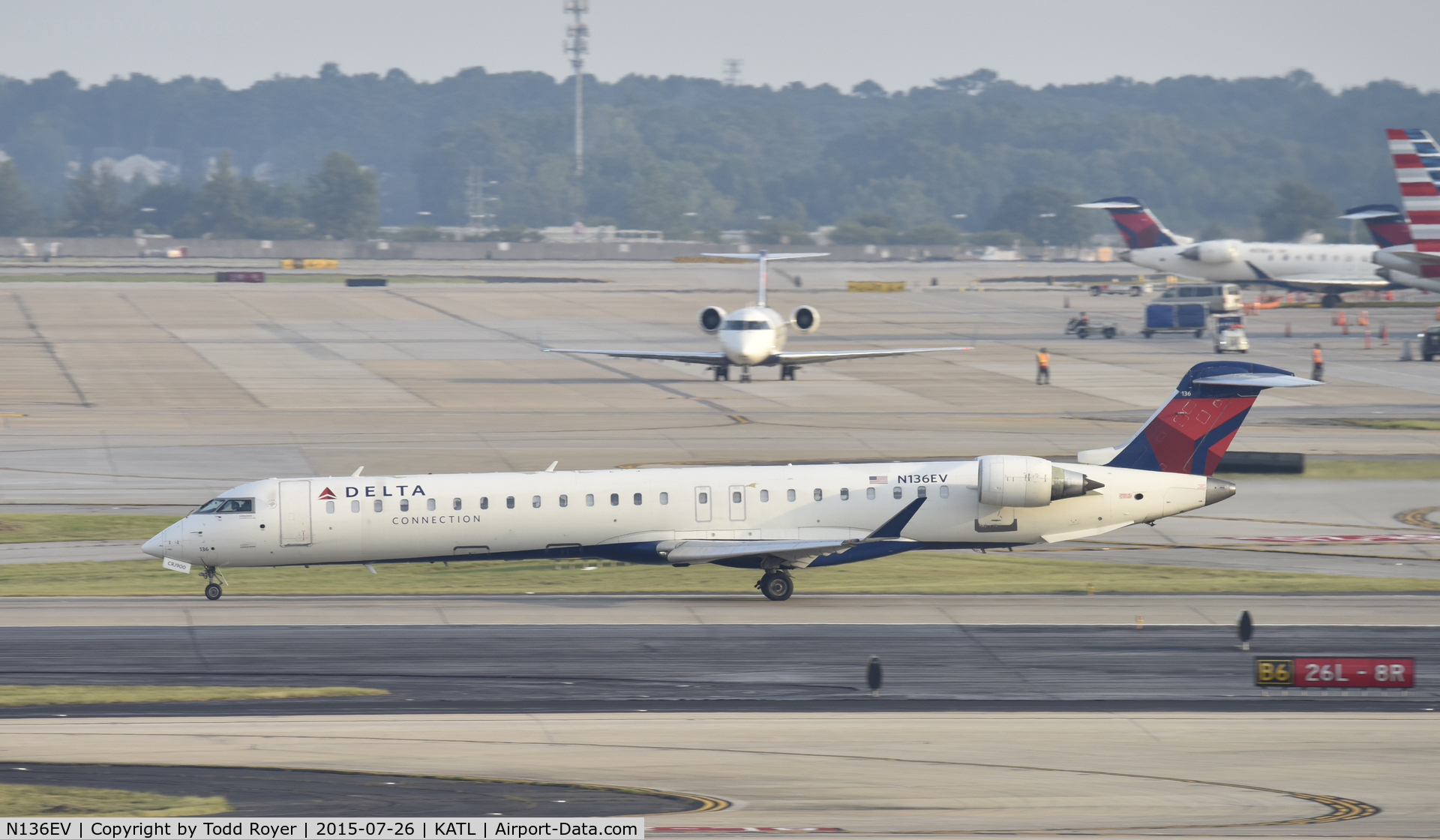 N136EV, 2009 Bombardier CRJ-900ER (CL-600-2D24) C/N 15226, Departing Atlanta