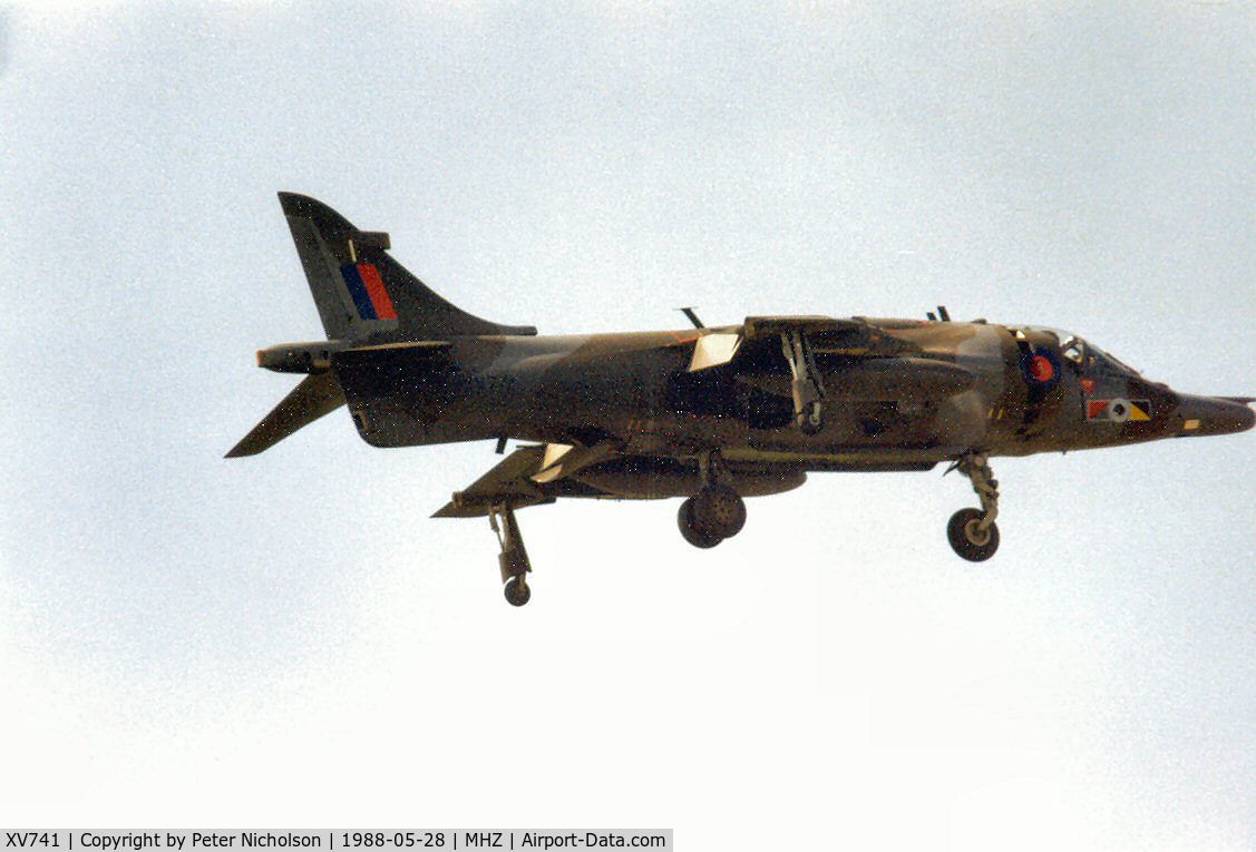 XV741, 1968 Hawker Siddeley Harrier GR.3 C/N 712004, Harrier GR.3 of 233 Operational Conversion Unit at RAF Wittering in the hover at the 1988 Mildenhall Air Fete.