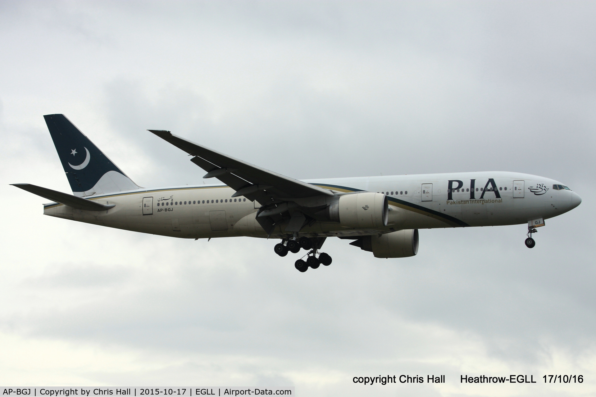 AP-BGJ, 2003 Boeing 777-240/ER C/N 33775, PIA Pakistan International Airlines