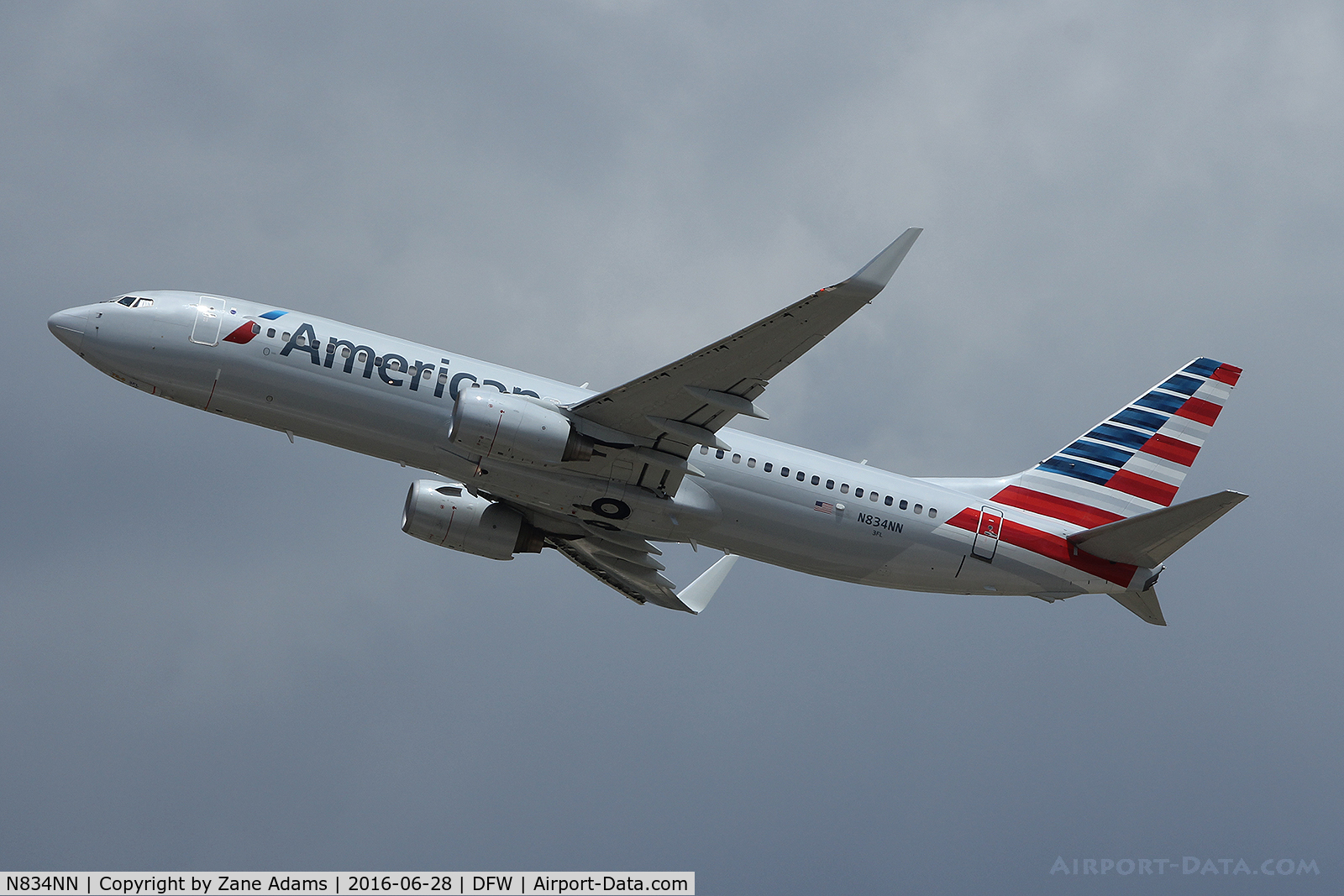 N834NN, 2010 Boeing 737-823 C/N 29576, American Airlines departing DFW