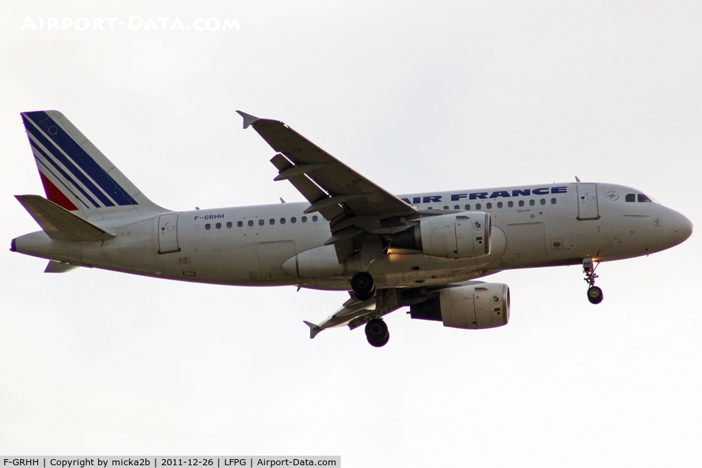 F-GRHH, 1999 Airbus A319-111 C/N 1151, Landing. Scrapped in may 2023.
