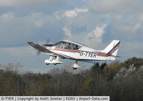 G-TYER, 2000 Robin DR-400-500 President C/N 21, Visiting aircraft