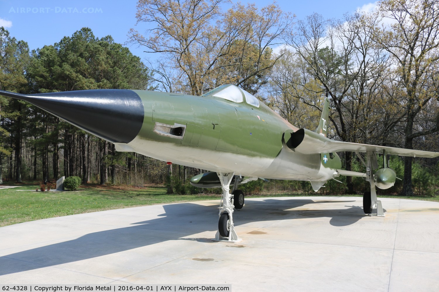 62-4328, 1962 Republic F-105D Thunderchief C/N D527, F-105D