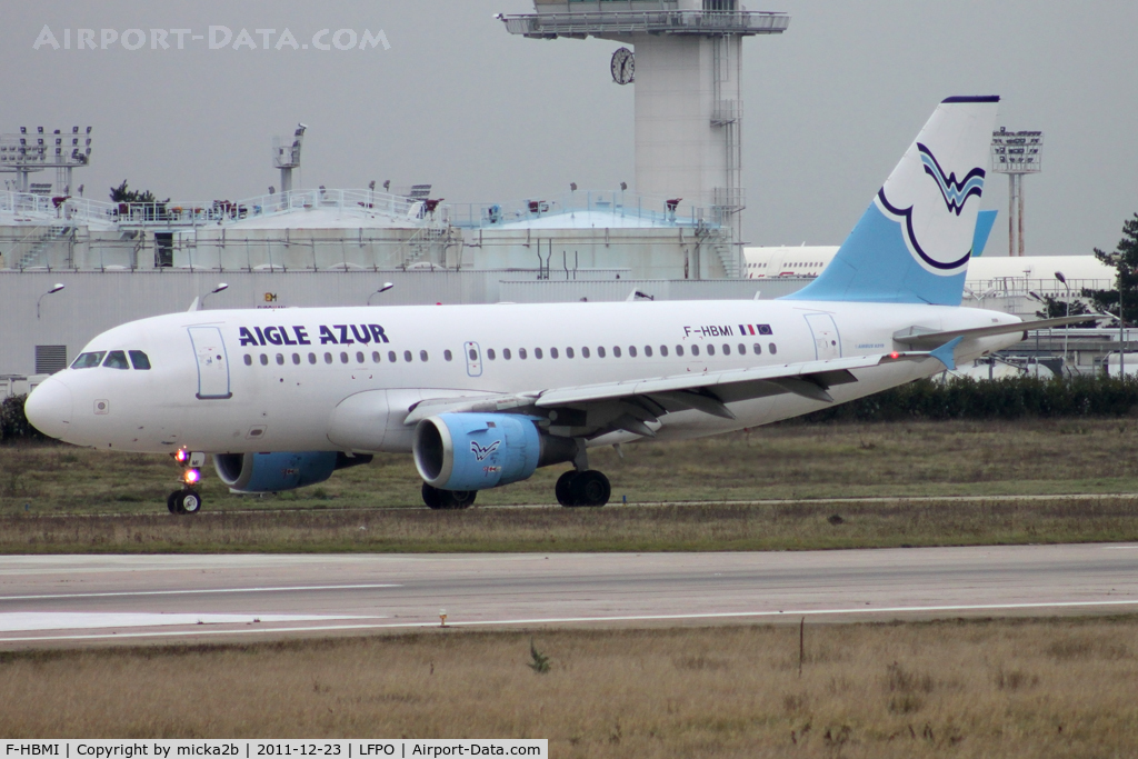 F-HBMI, 1996 Airbus A319-114 C/N 639, Taxiing
