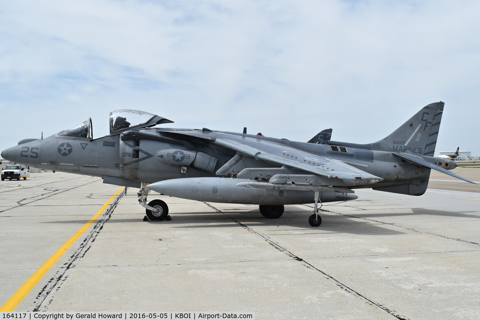 164117, McDonnell Douglas AV-8B Harrier II C/N 194, VMA-211“Avengers”, MCAS Yuma, AZ