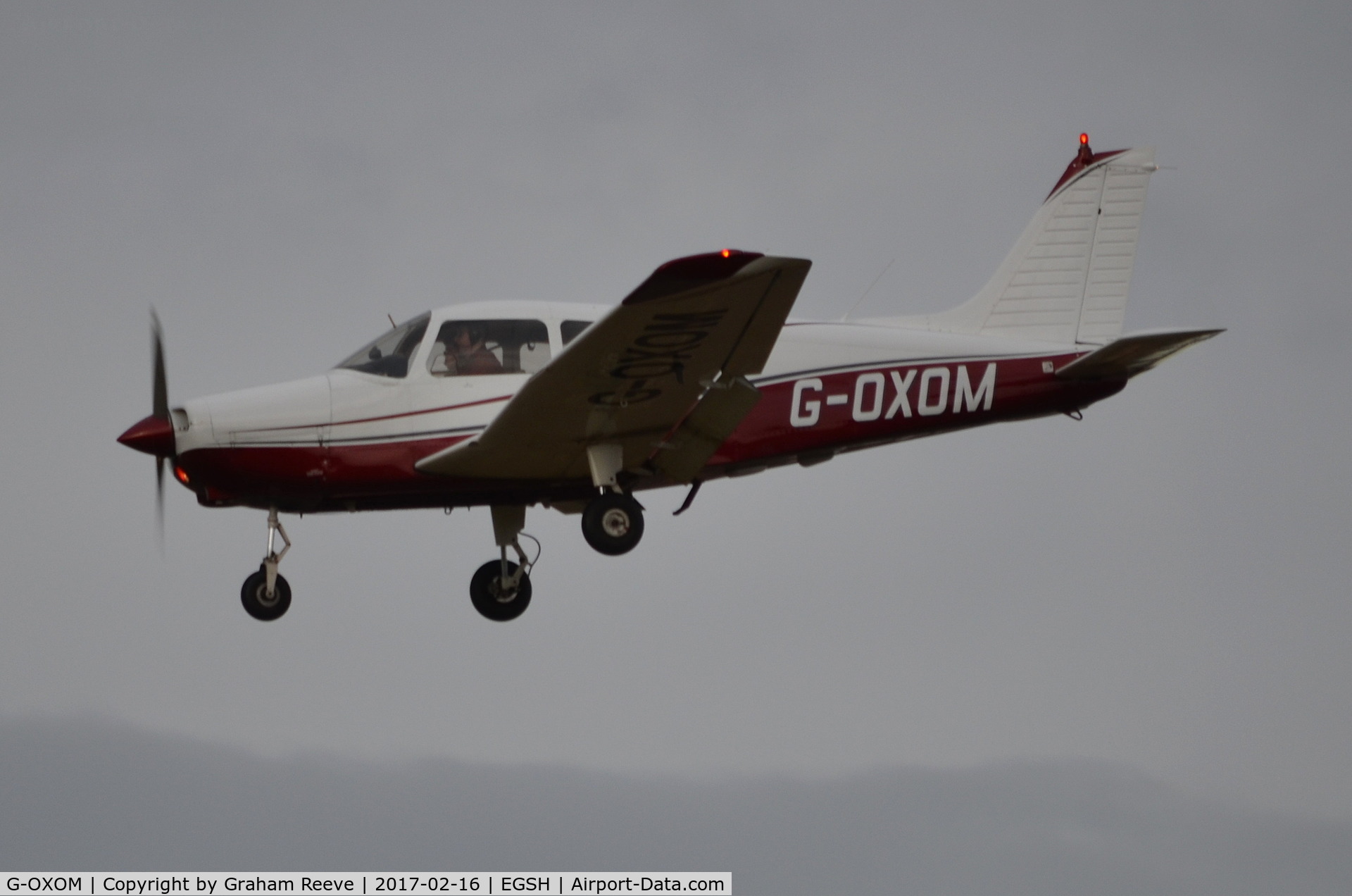 G-OXOM, 1989 Piper PA-28-161 Cadet C/N 28-41285, Landing at Norwich.