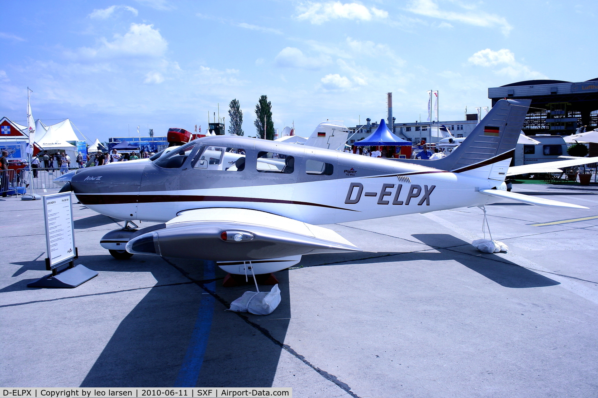 D-ELPX, 2009 Piper PA-28-181 Cherokee Archer III C/N 2843675, Berlin Air Show 11.6.2010