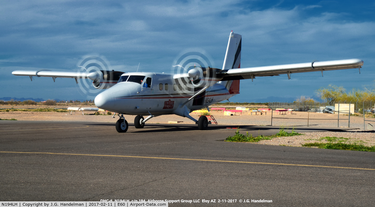 N194LH, 1969 De Havilland Canada DHC-6-200 Twin Otter C/N 194, Taxiing for takeoff.