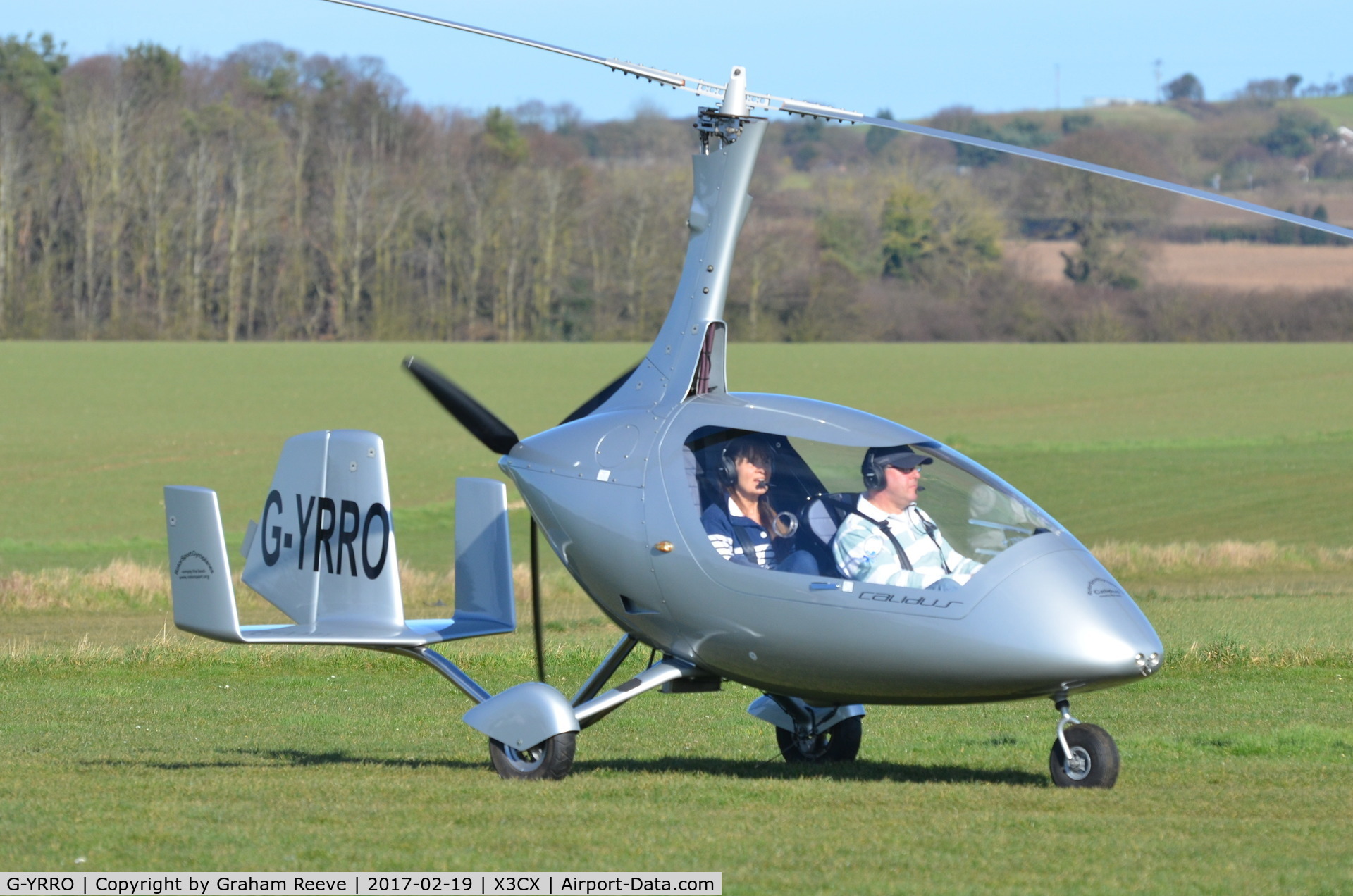 G-YRRO, 2009 Rotorsport UK Calidus C/N RSUK/CALS/002, Just landed at Northrepps.