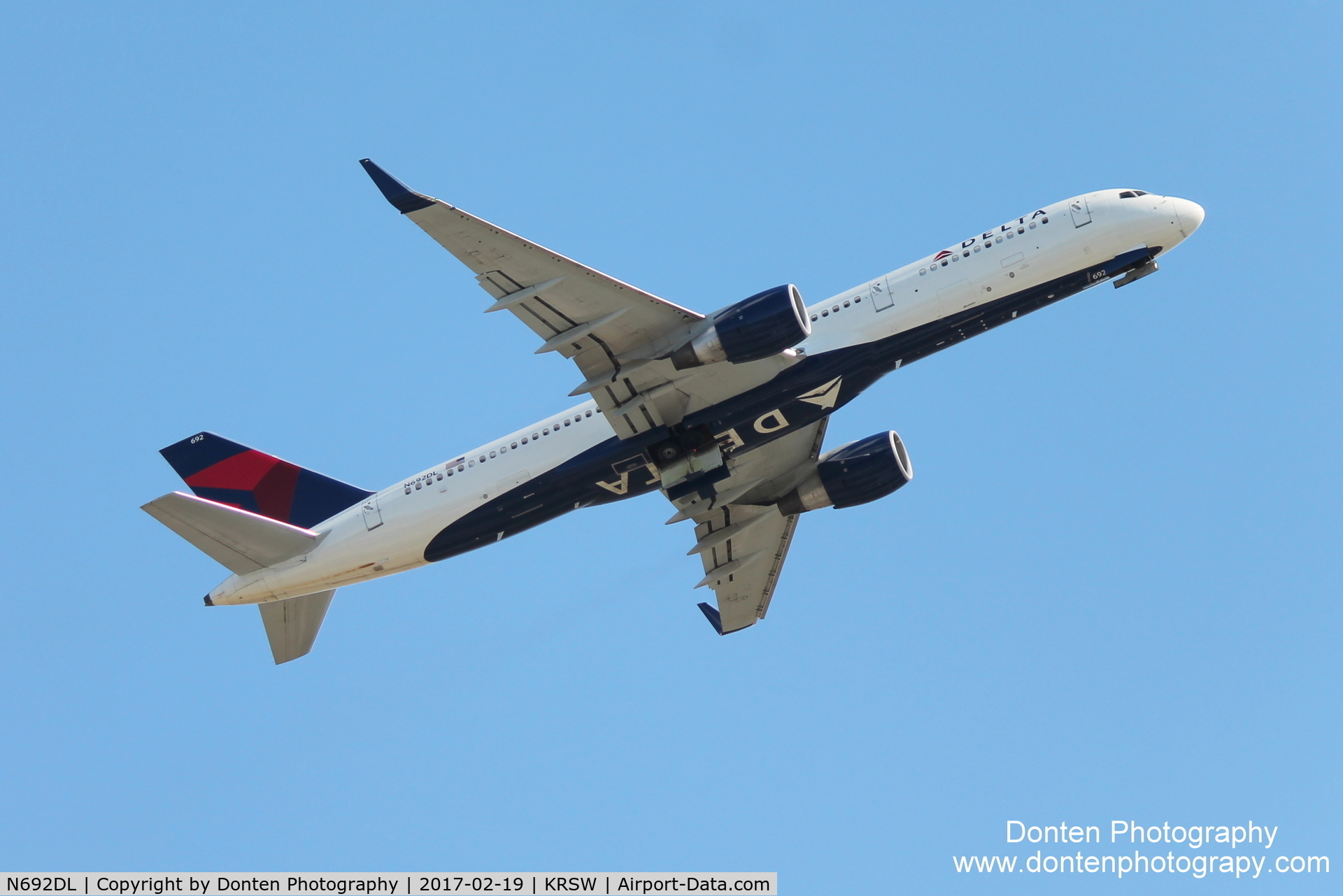 N692DL, 1998 Boeing 757-232 C/N 29724, Delta Flight 1765 (N692DL) departs Southwest Florida International Airport enroute to Hartsfield-Jackson International Airport