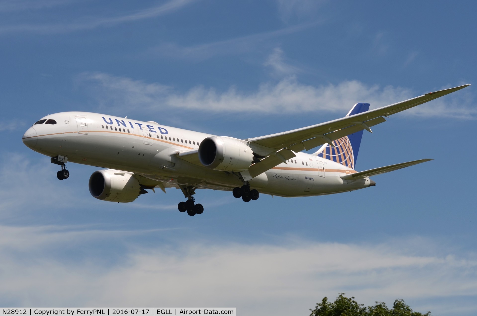 N28912, 2014 Boeing 787-8 Dreamliner C/N 34828, United B788 arriving in LHR