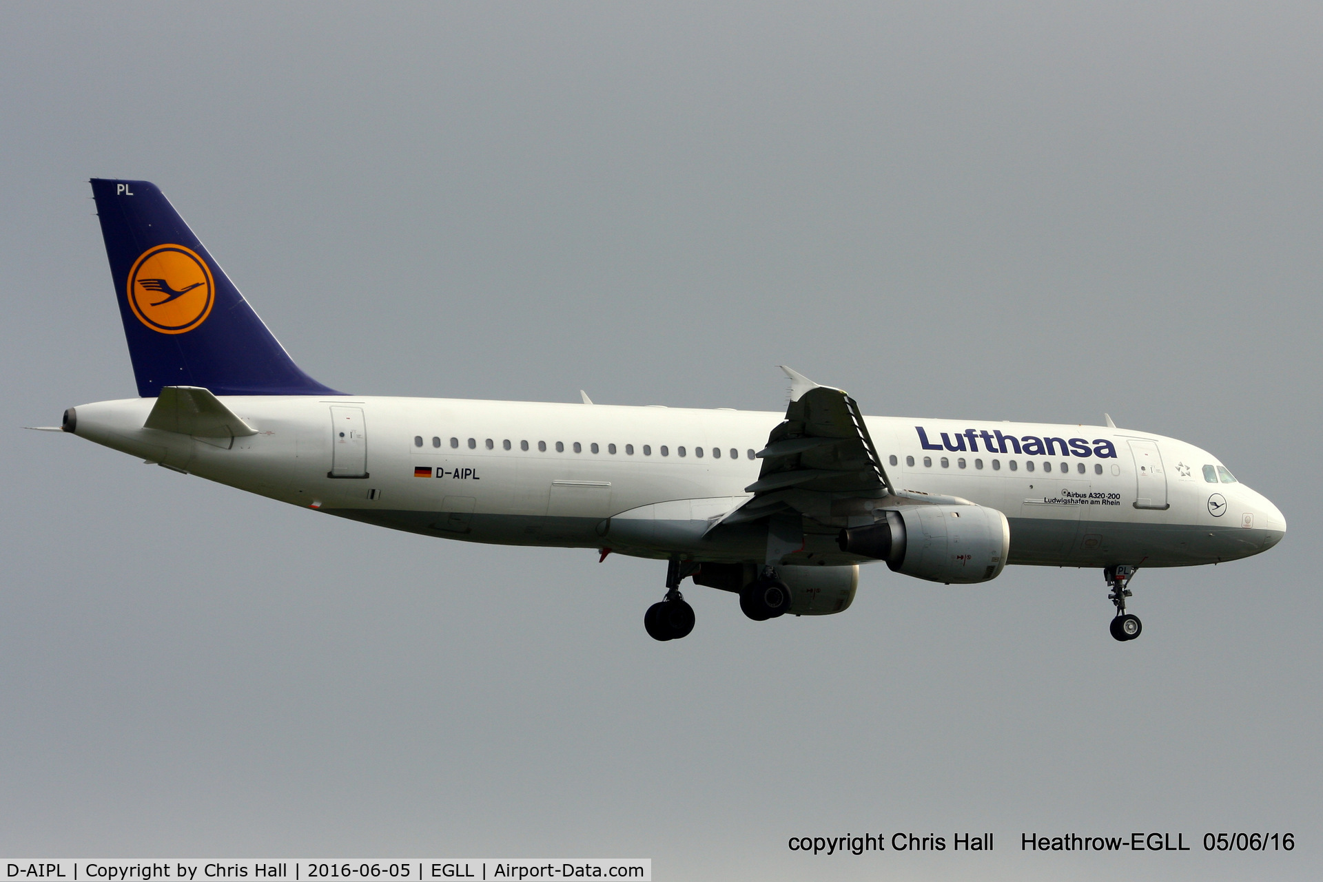 D-AIPL, 1989 Airbus A320-211 C/N 094, Lufthansa