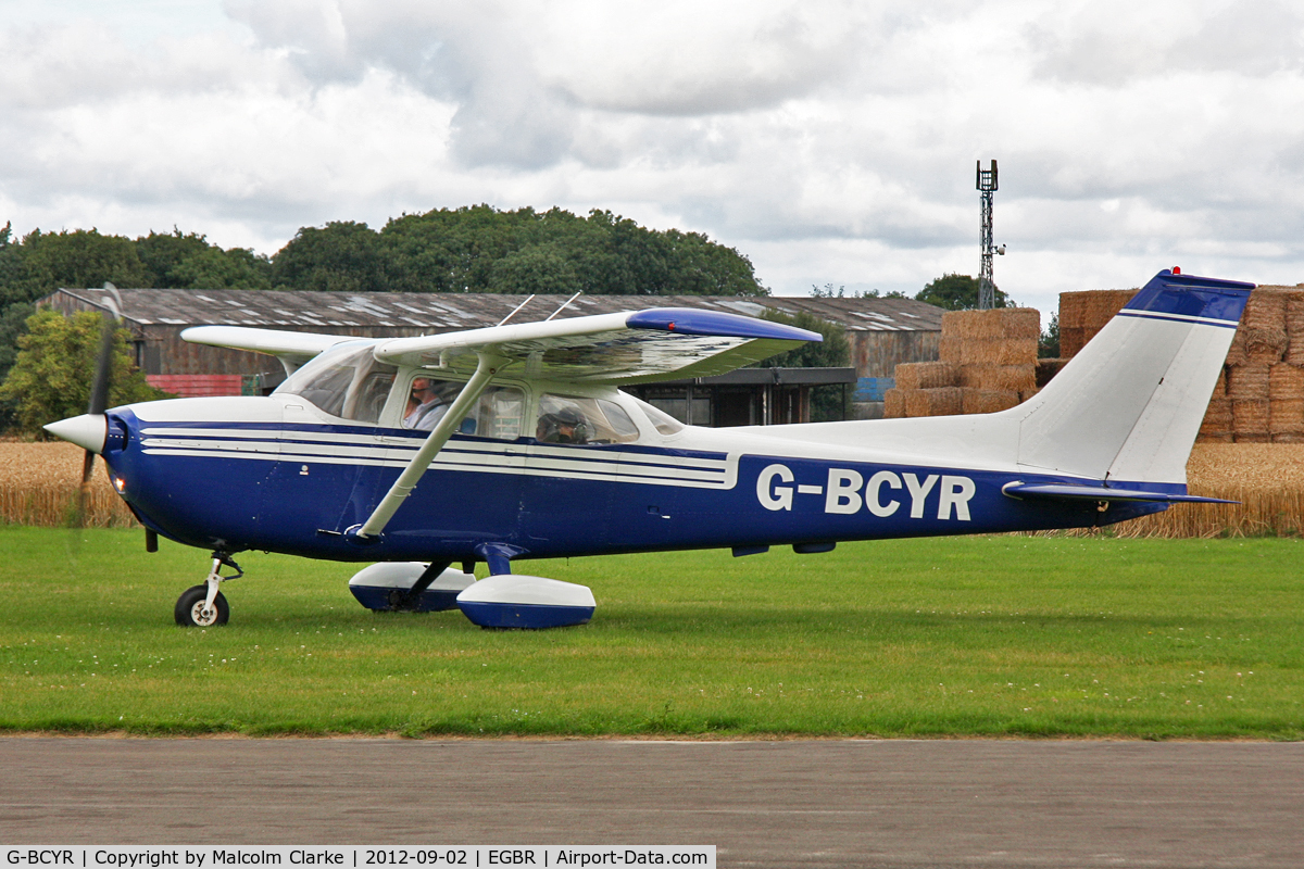 G-BCYR, 1975 Reims F172M Skyhawk Skyhawk C/N 1288, Reims F172M Skyhawk, Wings & Wheels Day, Breighton Airfield, September 2nd 2012.