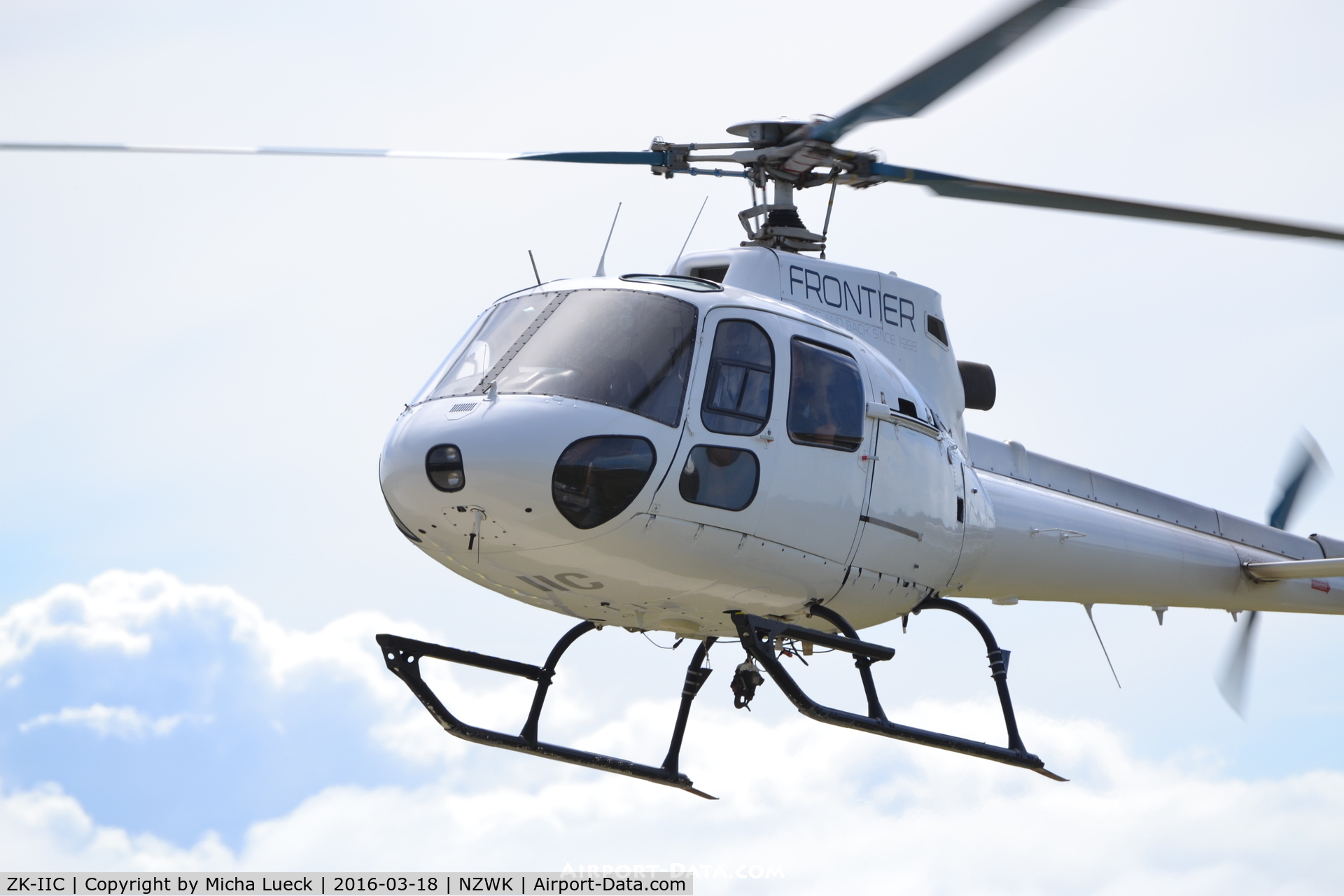 ZK-IIC, Eurocopter AS-350B-2 Ecureuil Ecureuil C/N 1557, At Whakatane
