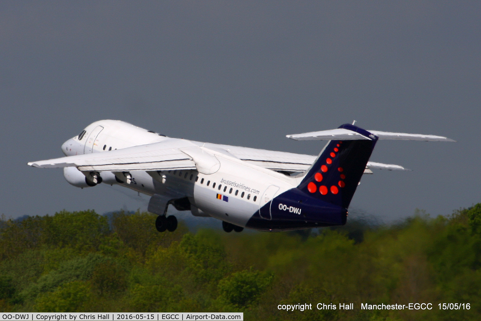 OO-DWJ, 1999 British Aerospace Avro 146-RJ100 C/N E3355, Brussels Airlines