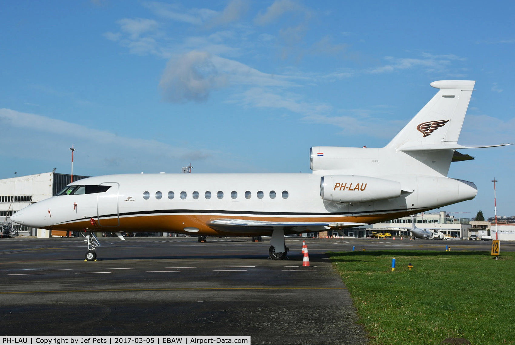 PH-LAU, 1999 Dassault Falcon 900EX C/N 54, At Antwerp Airport.