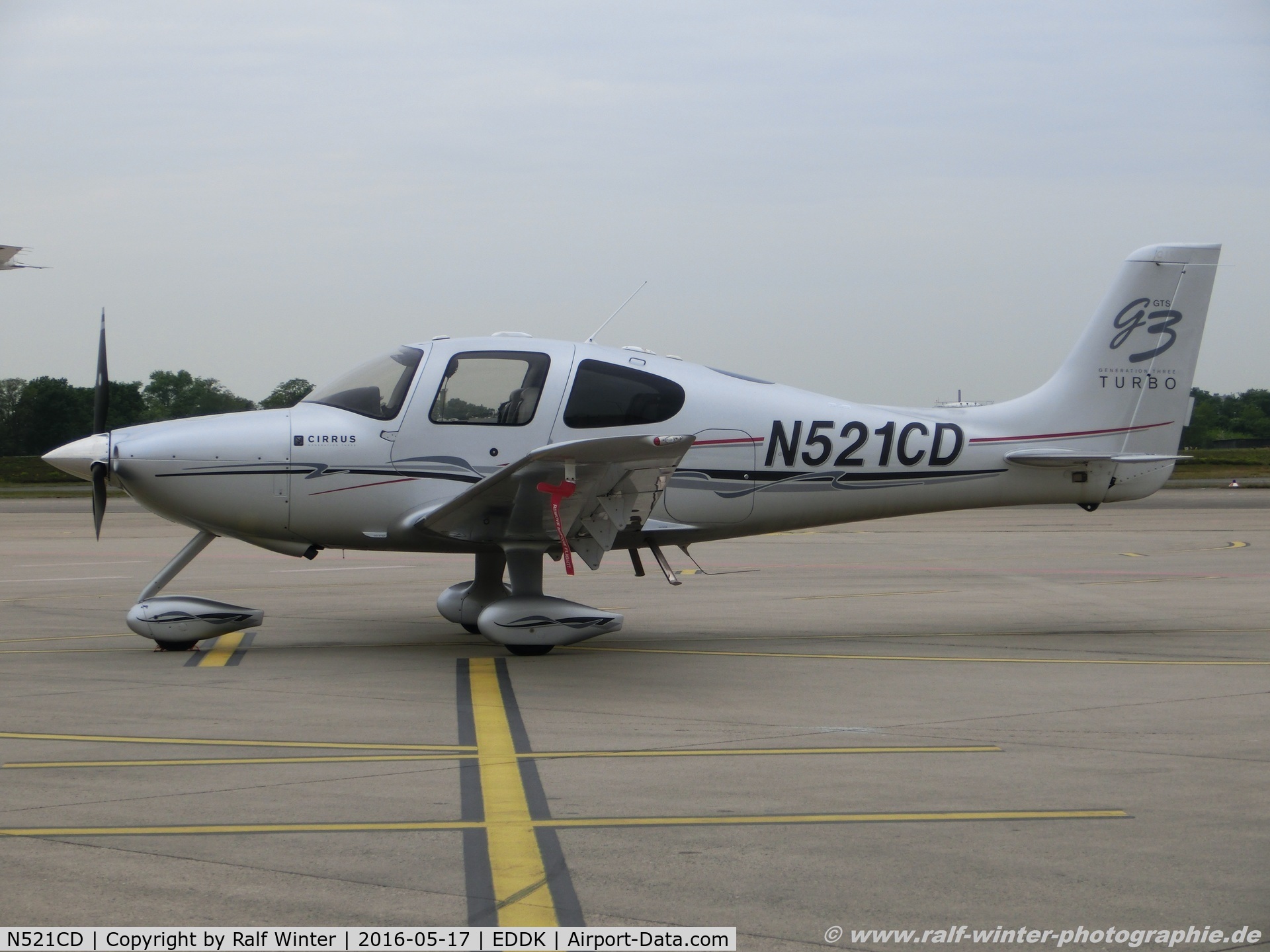 N521CD, 2007 Cirrus SR22 G3 GTS Turbo C/N 2441, Cirrus Design SR-22 - Assegai Aviation Inc - 2441 - N521CD - 17.05.2016 - CGN