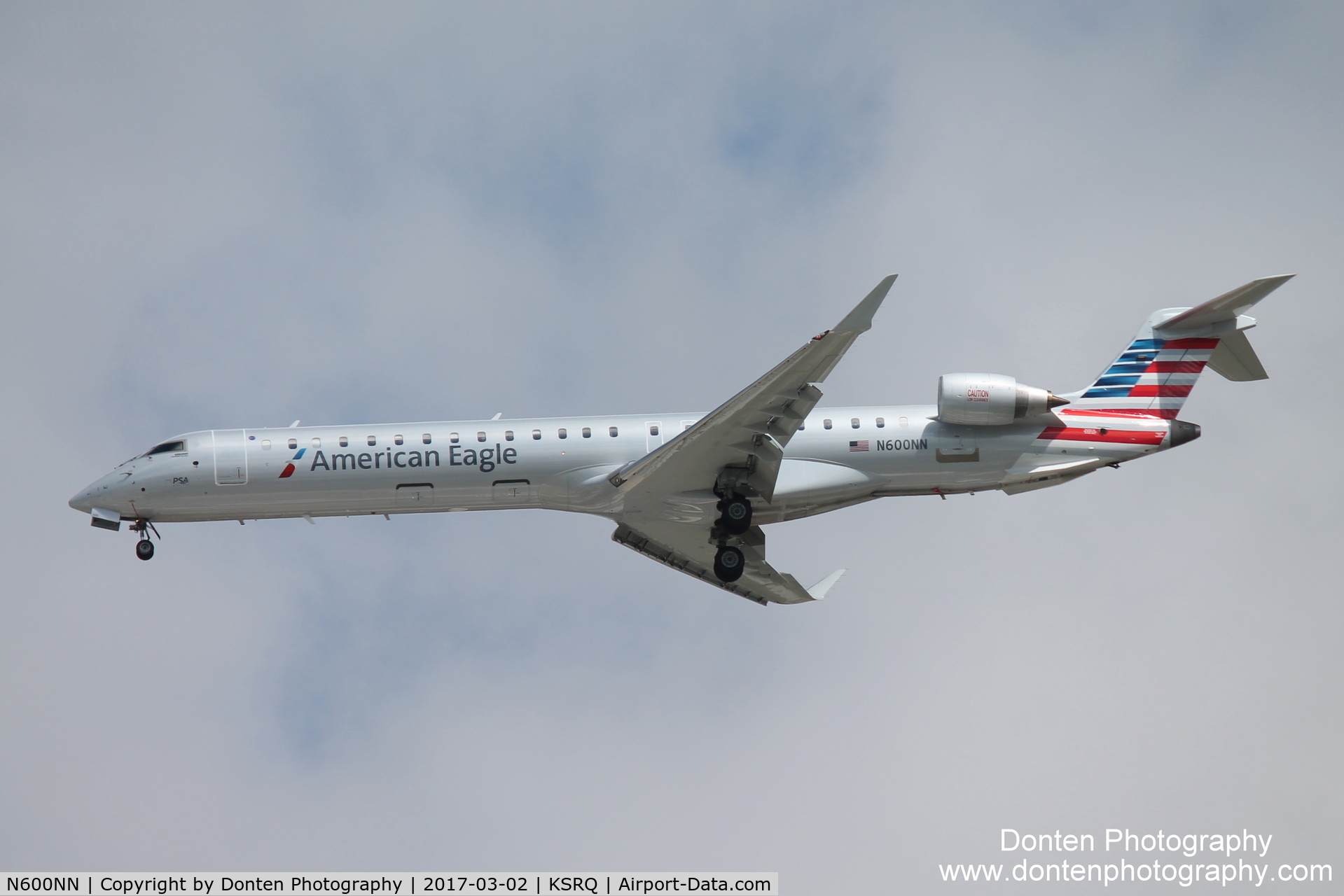 N600NN, 2016 Bombardier CRJ-900LR (CL-600-2D24) C/N 15416, American Flight 5341 operated by PSA (N600NN) arrives at Sarasota-Bradenton International Airport following flight from Charlotte-Douglas International Airport
