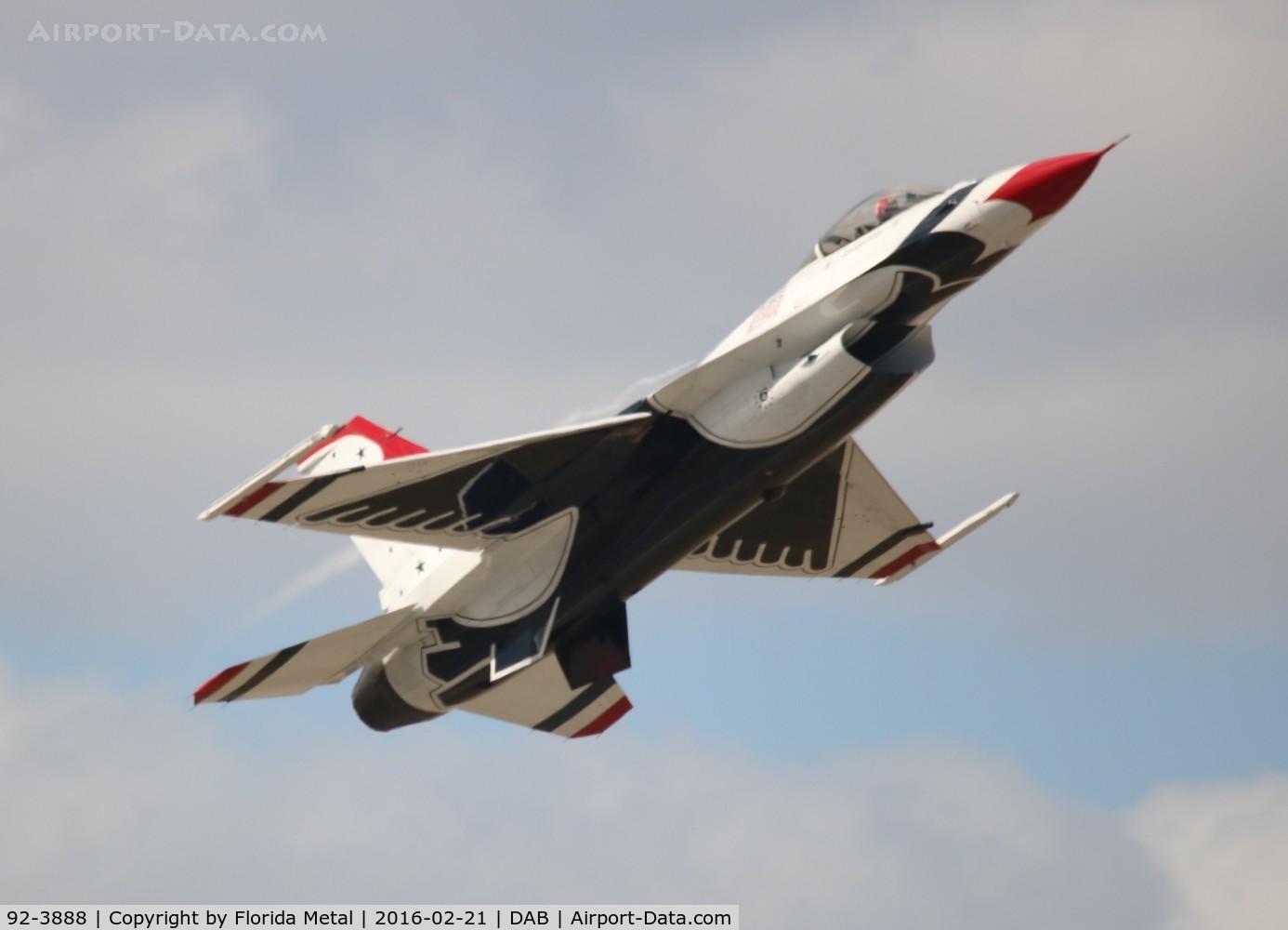 92-3888, General Dynamics F-16CJ Fighting Falcon C/N CC-130, Thunderbirds