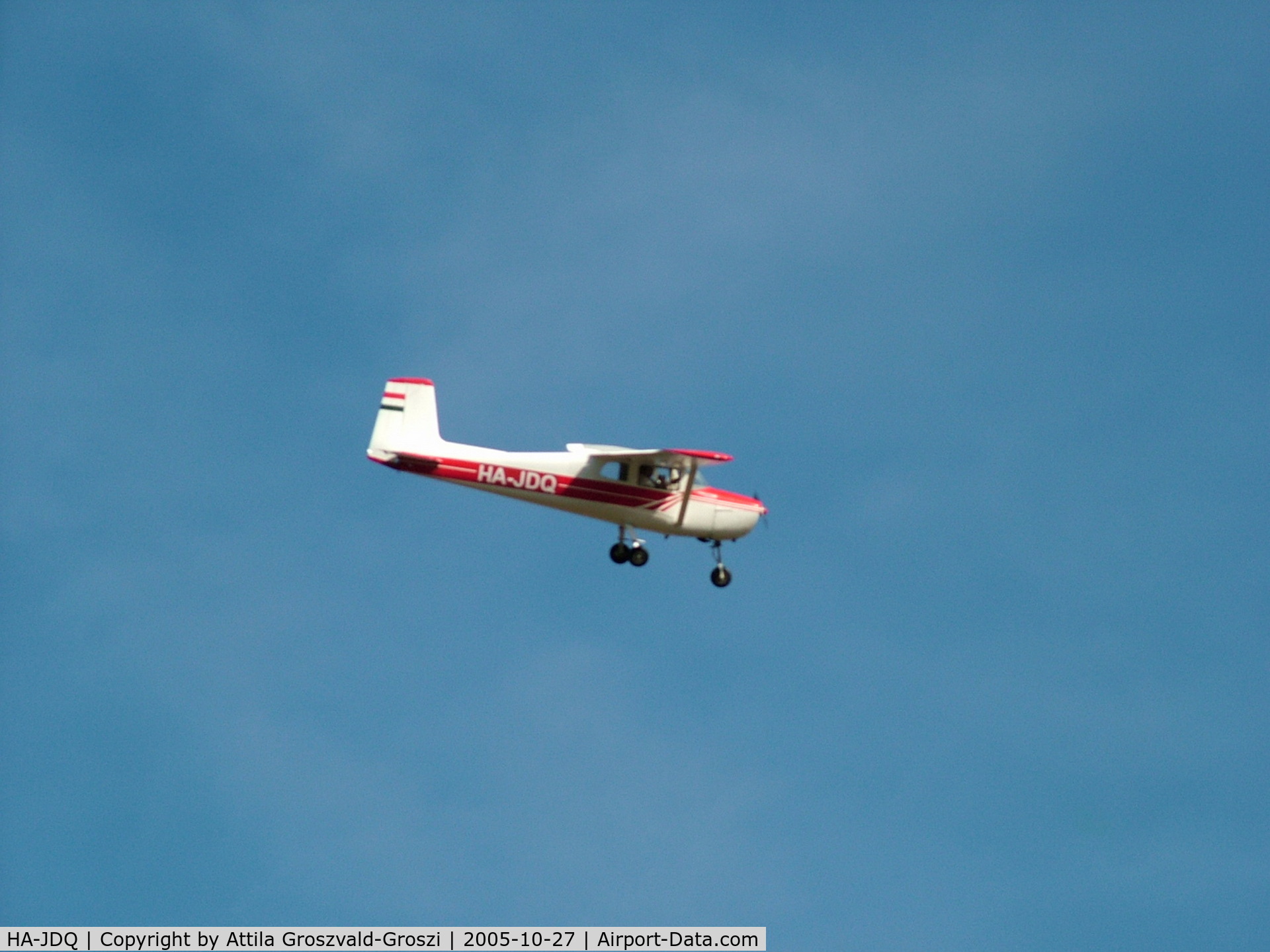 HA-JDQ, 1963 Cessna 150C C/N 150-59991, between Szolnok and Abony in the air