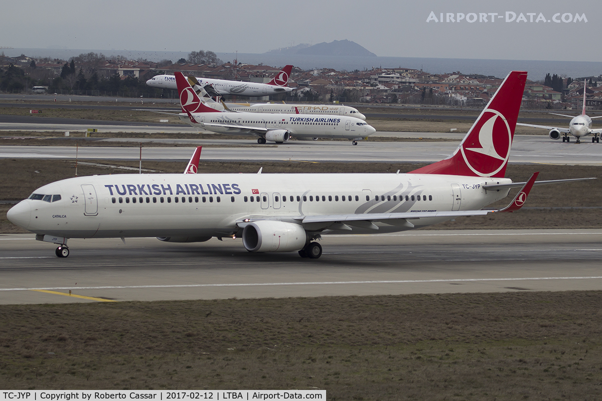 TC-JYP, 2015 Boeing 737-9F2/ER C/N 42014, Ataturk