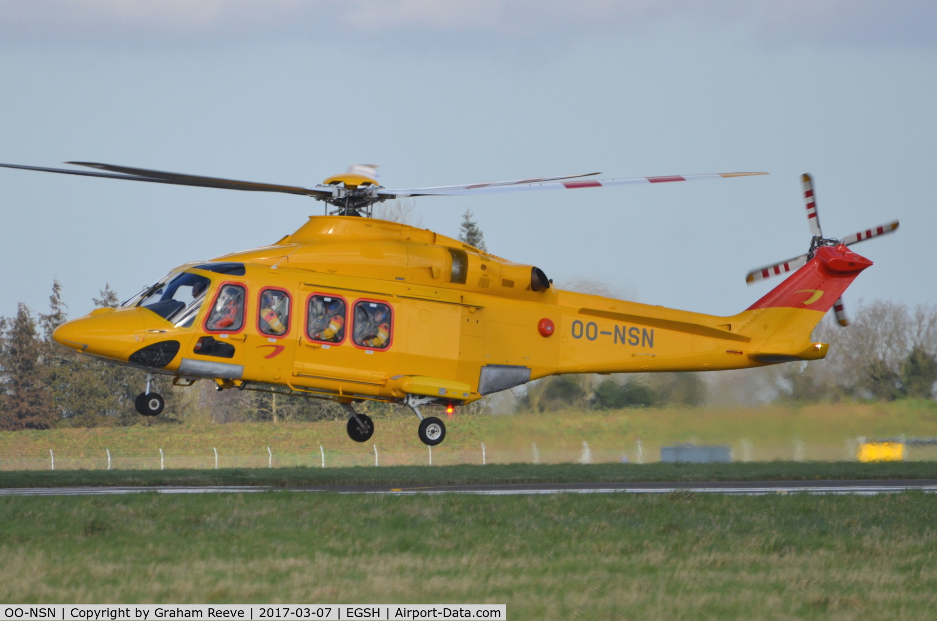 OO-NSN, 2015 AgustaWestland AW-139 C/N 31700, Landing at Norwich.