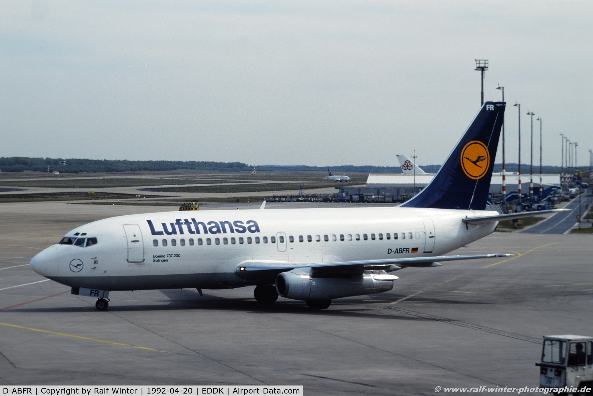 D-ABFR, 1981 Boeing 737-230 C/N 22124, Boeing 737-230 - Lufthansa 'Solingen' - D-ABFR - 20.04.1992 - CGN