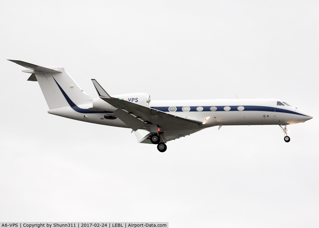 A6-VPS, 2014 Gulfstream Aerospace GIV-X (G450) C/N 4321, Landing rwy 25R