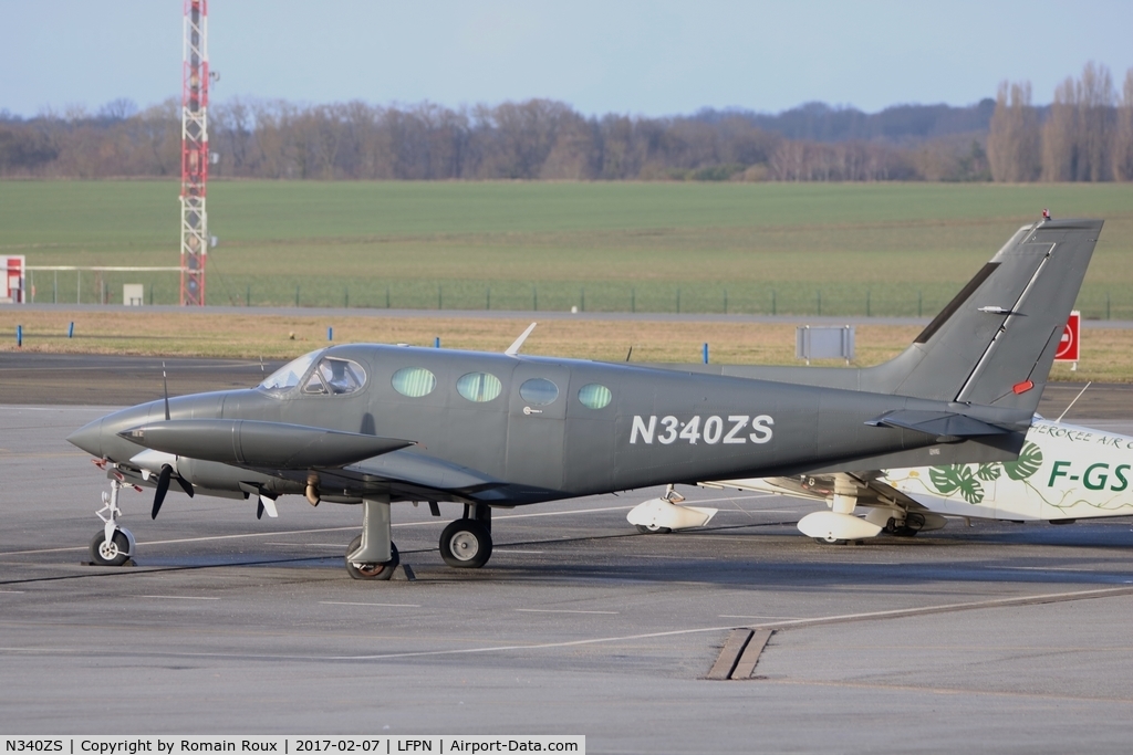 N340ZS, 1980 Cessna 340A C/N 340A0944, Parked