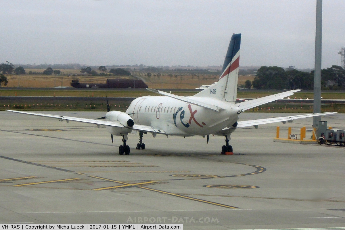 VH-RXS, 1992 Saab 340B C/N 340B-285, At Melbourne