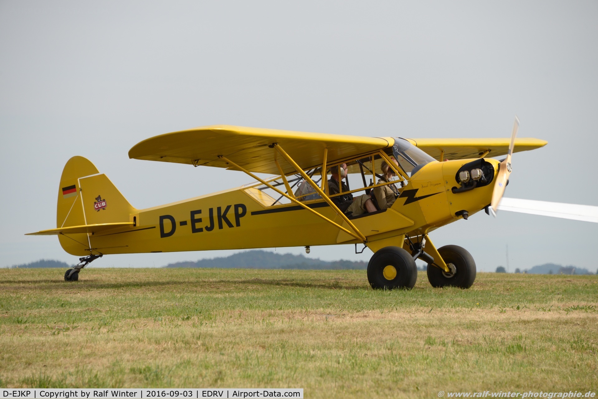D-EJKP, 1944 Piper L-4J Grasshopper (J3C-65D) C/N 12437, Piper J-3C-65 Club - Private - 12437 - D-EJKP - 03.09.2016 - EDRV