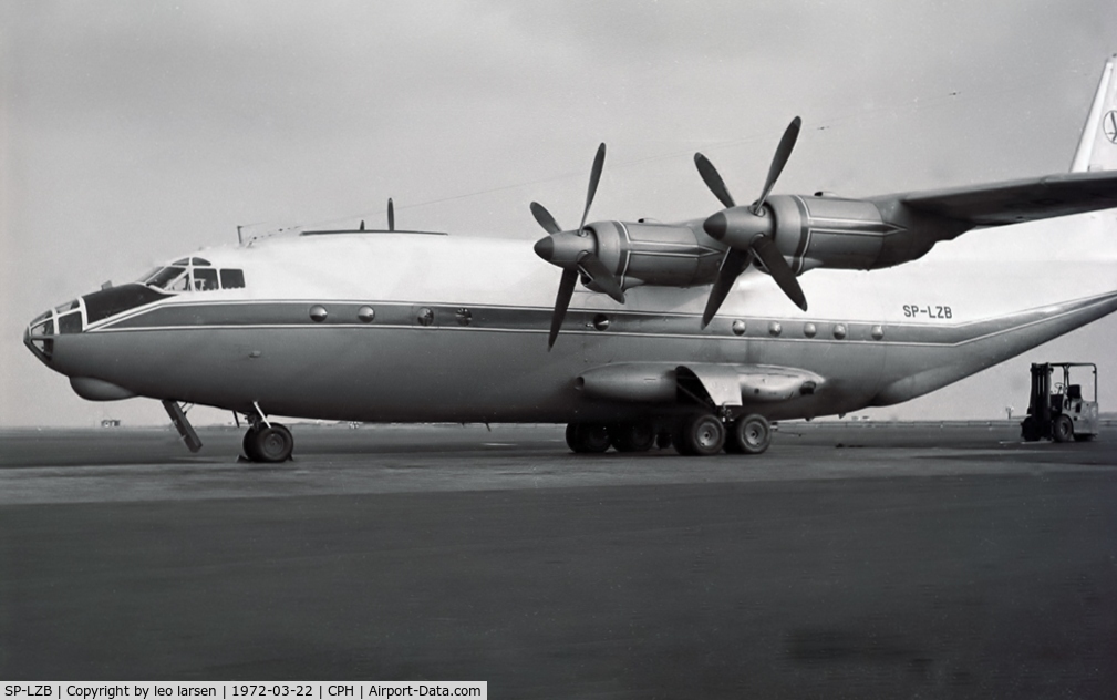SP-LZB, 1966 Antonov An-12BP C/N 6344308, Copenhagen 22.3.1973