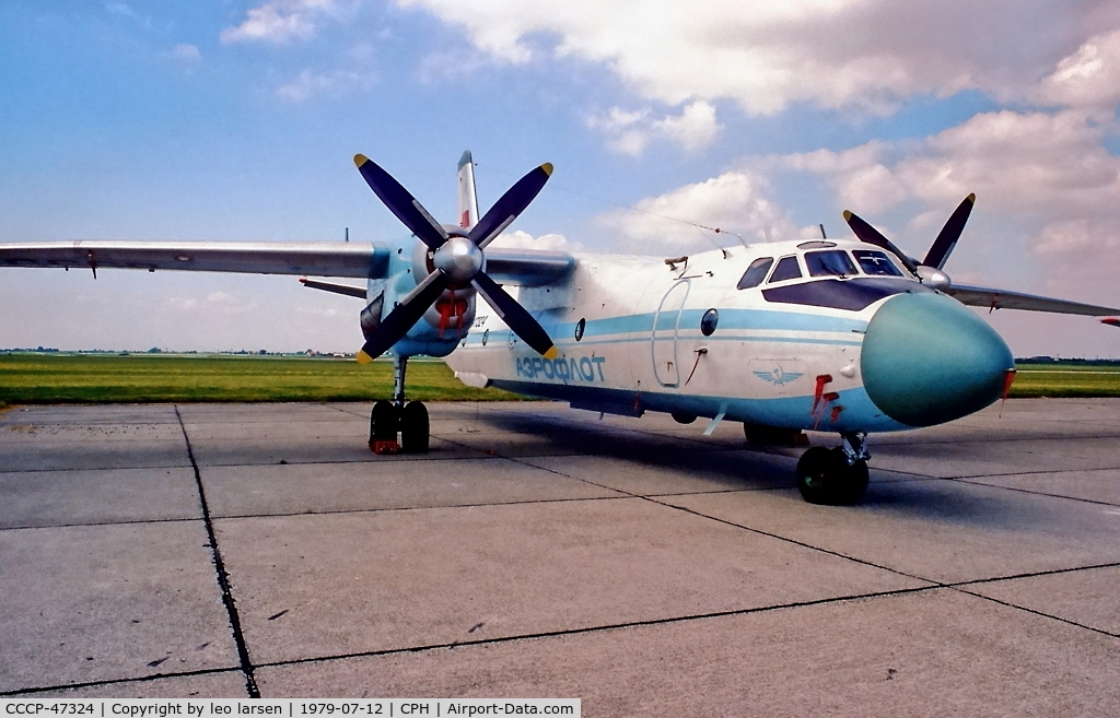 CCCP-47324, 1979 Antonov An-26 C/N 78 03, Copenhagen 12.7.1979 on way to Cuba.