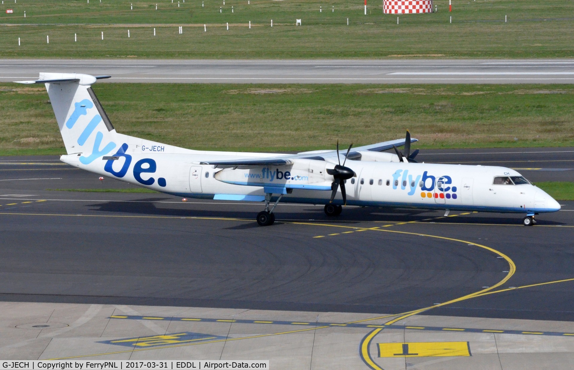 G-JECH, 2005 De Havilland Canada DHC-8-402Q Dash 8 C/N 4103, FlyBe DHC8 taxying for departure.