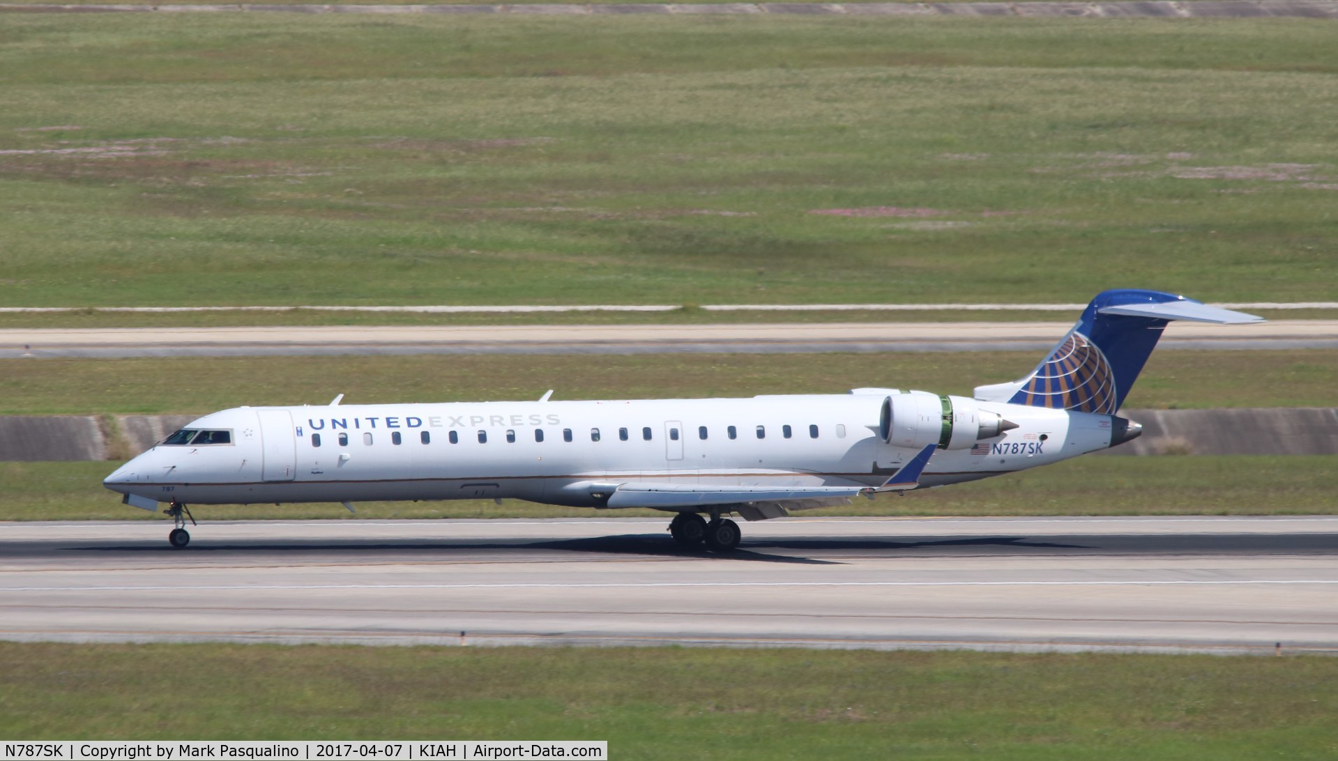 N787SK, 2009 Bombardier CRJ-700 (CL-600-2C10) Regional Jet C/N 10288, CL-600-2C10