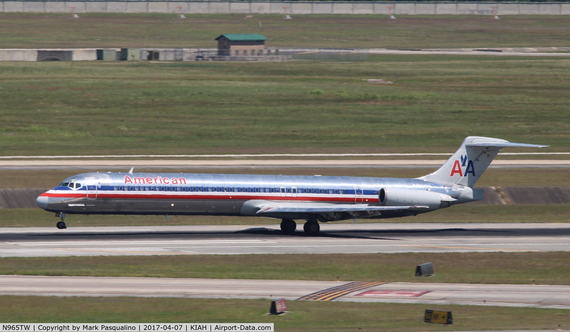 N965TW, 1999 McDonnell Douglas MD-83 (DC-9-83) C/N 53615, MD-83