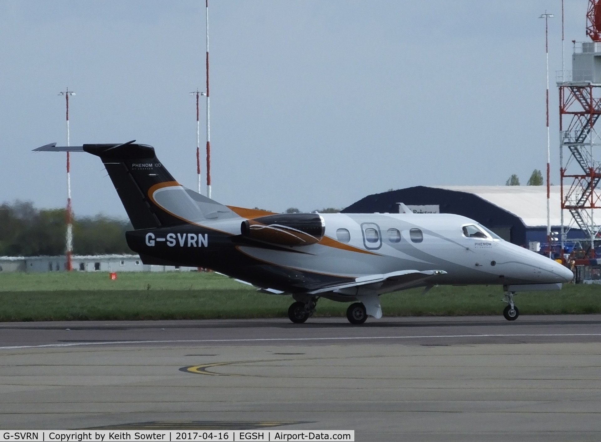 G-SVRN, 2009 Embraer EMB-500 Phenom 100 C/N 50000112, Taxying for departure
